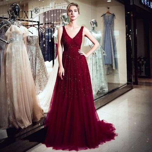 Gorgeous Evening Dress Burgundy Beaded Beading Crystal A-Line V Neck Luxurious Prom Gowns Formal robe de soiree 2020
