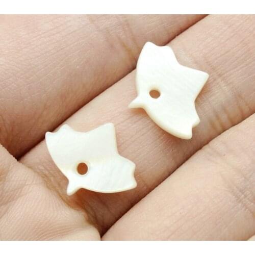 30pcs natural shell carved bird or leaves shape beads 14x12mm Vintage Mother-of-Pearl Shell carved bird fetish beads