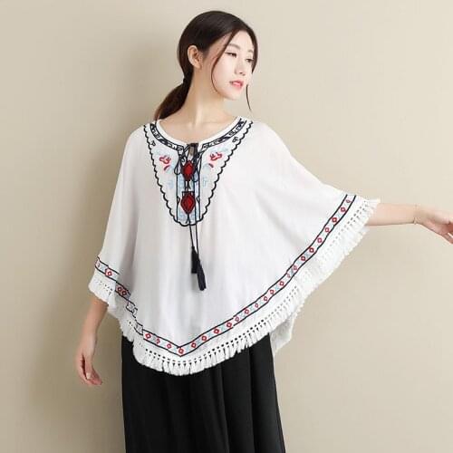 Women Tunic Tops Female Vintage Embroidery Boho Tassel Batwing Retro Loose Hippie Blouse Casual Clothes Shirts Blusas Mujer