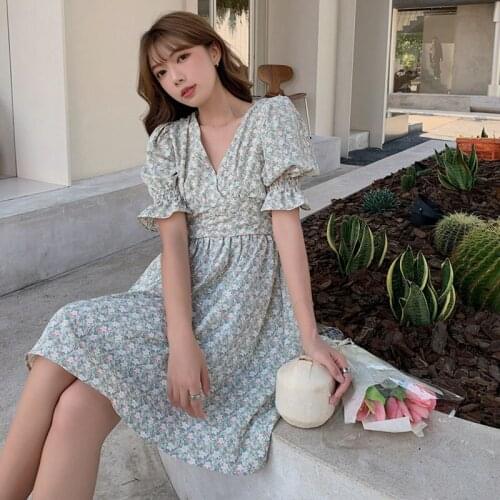 French Vintage V-Neck Chiffon Dress Women Romantic Floral Waist Princess Sleeve Dress Korean Elegant Chic Ruffle Party Dress Y2k
