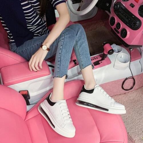 New Womens Running Shoes High Quality Outdoor Sports Shoes Thicken Hollow Out Sole Sneakers Fashion Breathable Fitness Shoes