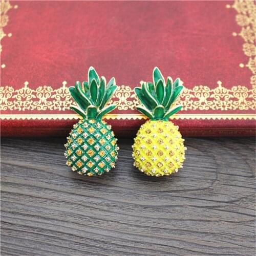 New Japanese and Korean style wild inlaid semi-precious stones Pineapple fashion Brooch necklace set accessories