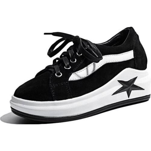 In 2018, the new platform frosted leather size code 31-45 students with shoes 18315