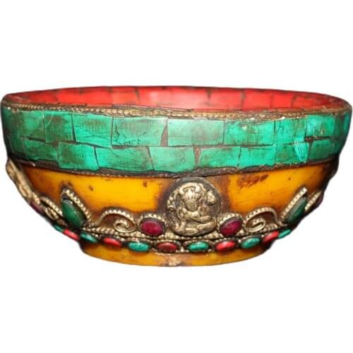 China Folk Old Tibetan Beeswax Inlaid Coral Green Pine Bowl