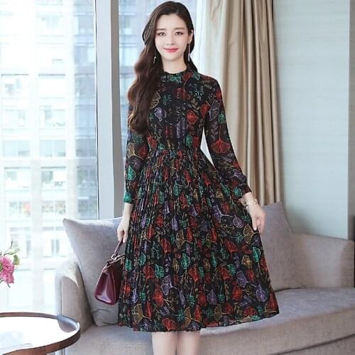 Spring Autumn Chiffon Dress Women Casual Long Sleeve Printed Pleated Dress Ladies Elegant Elastic Waist Slim Midi Long Dress