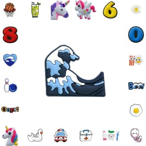 500PCS PVC Pins hot cartoon creative brooch fun Icon gifts backpack Jewelry Alloy Badge Cowboy Clothes Bag Pin hat accessories