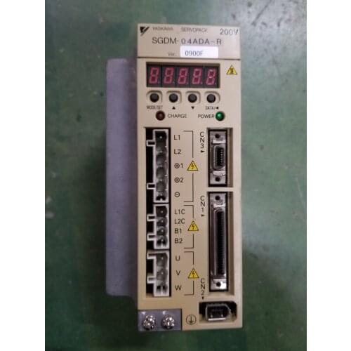 SGDM-04ADA-R servo driver, used in good condition . 85% appearance new , good working , free shipping