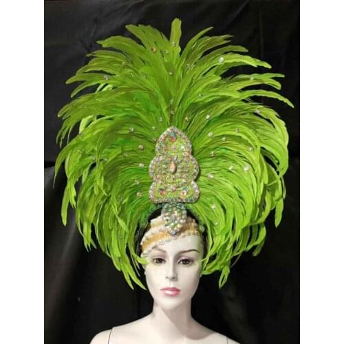 Lo spettacolo di danza copricapo di piume di accessori di abbigliamento La FESTA La Maschera IL Festival