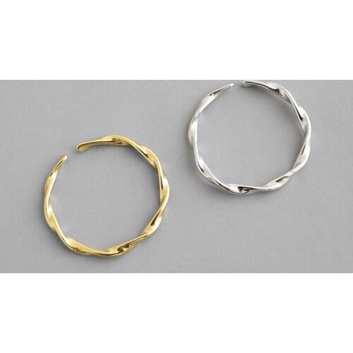 925 Silver Color Ring Mobius Wave Twisted Switch Tail Ring Female Ring Personality Fashion Exquisite Ladies Silver Jewelry