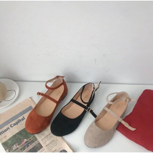 Spring 2020 New Comfortable And Lightweight Solid Color Wild Fashion Buckle Strap Round Toe Casual Flat Shoes Women W28-39