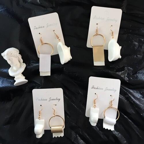 New Ins Handmade Toilet Paper Shape Dangle Earrings for women Funny Mini bathtub towel Drop Earrings Friendship gifts