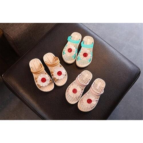 Girls' Slippers Childrens Beach Sandals And Slippers One-word Shoes Non-slip Breathable 2021 Summer New Fashion тапочки