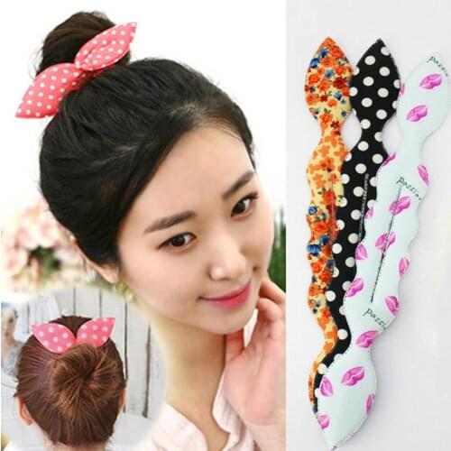 Hot Magic Foam Sponge Clip Bun Rabbit Ears Curler Hairstyle Twist Maker Tool Dount Twist Hair Accessories Hair Styling Tools