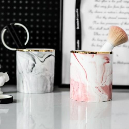 Ins Nordic Marble Pen Barrel Ceramic Python Vase Makeup Brush To Collect The Eyebrow Comb Eye Shadow Bucket