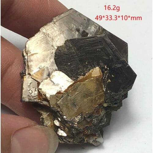 137.2gNatürlicher Pyrit und Mineralkristallstein Dekoration Mineralkristall Energie Lehre CRYSTAL QUARTZ GEM