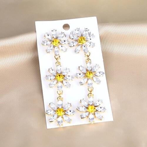 Romantic Crystal Rhinestone Flower Drop Earrings for Women Bridal Statement Charm Earring Summer Party Female Jewelry Gift