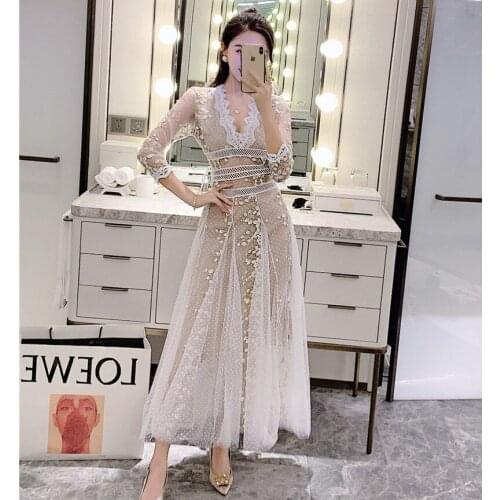 2020 New Three Quarter Vintage Women Design Runway Long Dress Sexy V Neck High Waist Patchwork Mesh Lace Embroidery Dresses
