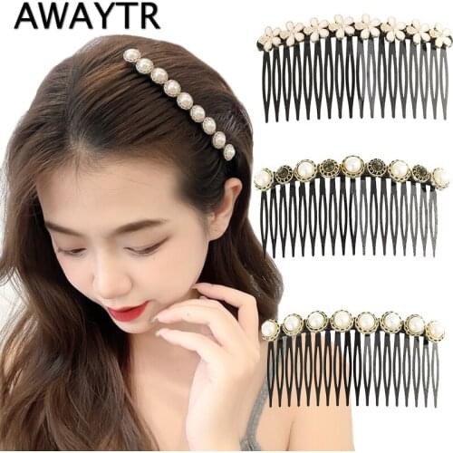 AWAYTR Pearls Hairclips Fashion Hair Maker Bun Flower Hair Combs Plastic Hair Insertion Comb Hairpins for Women Hair Accessories
