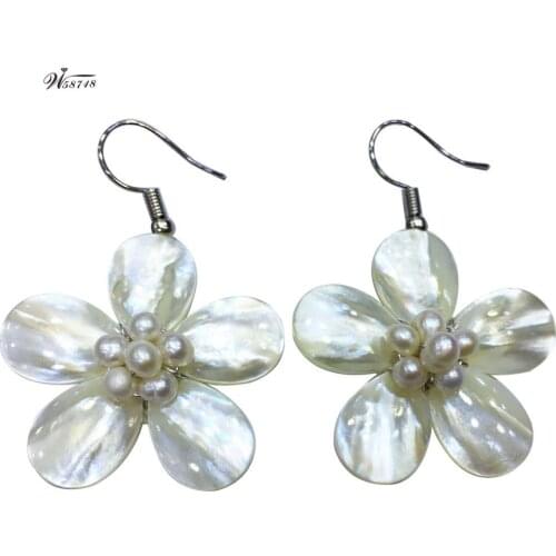 Free Shipping Women Fashion Jewelry White Mother of pearl Shell Flower Women Bead Dangle Earrings Pair C7841