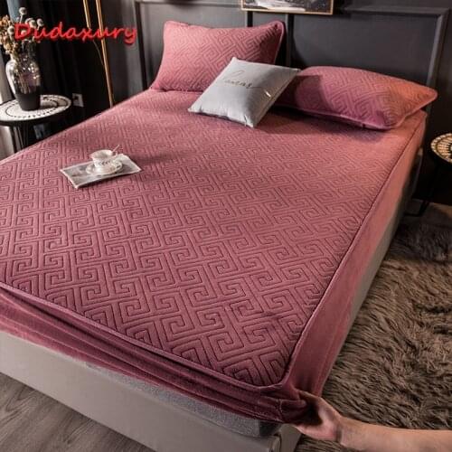 Dudaxury Velvet Mattress Cover Thicken Warm Latex Filled Quilted Fitted Sheet Luxury Queen King Bed Cover High-end Bedding