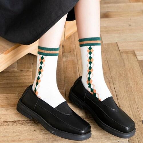 Jk College Wind Contrast Color 2021 New Ladies Autumn and Winter Both Sides Water Chestnut Plaid Tube Socks Fashion Good Quality