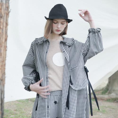 Black and white plaid doll collar mid-length coat female imakokoni original design loose spring 182284