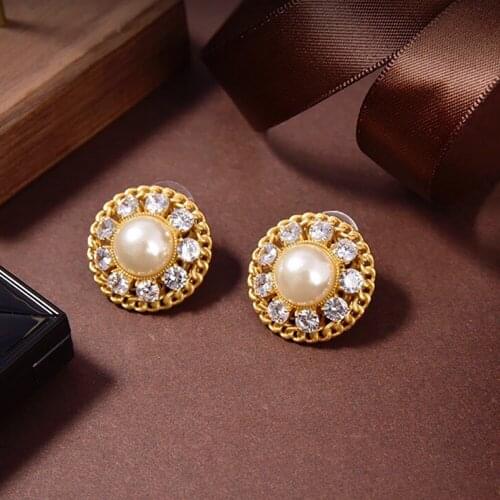 Fashion Brand Anomalistic Pearl Jewelry For Women Gold Color Freshwater Pear Earrings Tassel Pearl Design Wedding Party Earrings