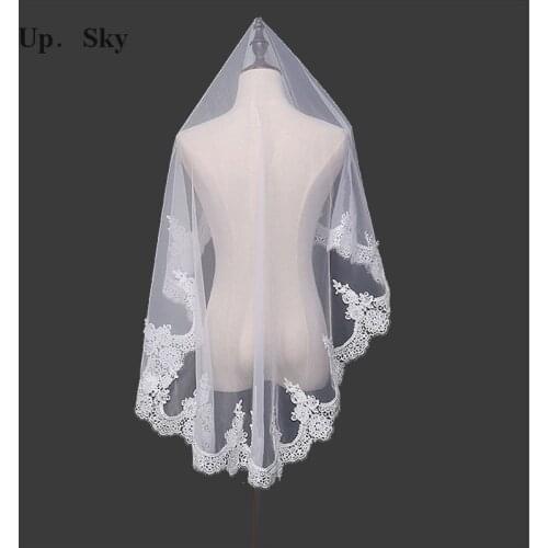 Elegant White / Ivory Tulle Net Tulle Bridal Veil 1.5m Long Edge Lace Tulle Voile For Wedding