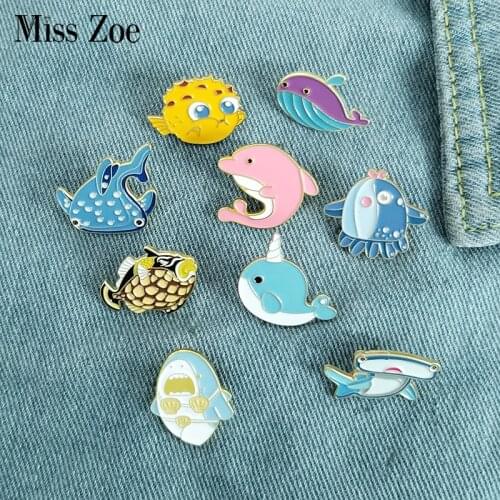 Aquatic creature Enamel Pin Dolphin Shark Whale Pufferfish Narwhal Octopus Brooch Bag Lapel Pin Cartoon Badge Jewelry Kid Friend
