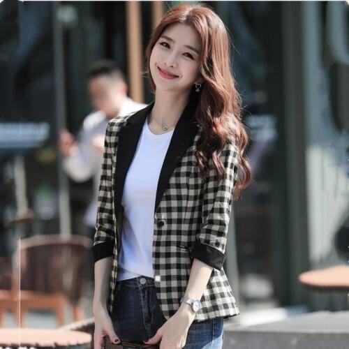 High quality cotton and linen plaid small suit short coat 2019 seven-point sleeve fashion retro temperament Slim womens jacket