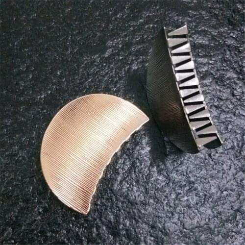 Design Metal Moon Hair Claws Wedding Hair Accessories Girls Women Geometric Big Hair Crab Clip Charm Hair Jewelry