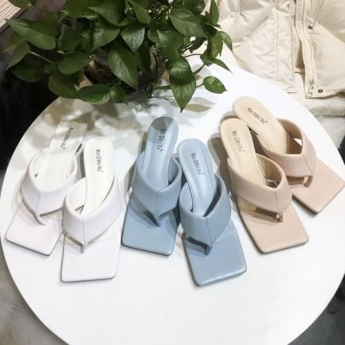 2021 Spring and Summer New British High Heel Sandals Flip-Flops Womens Mid Heel Clip Sandals