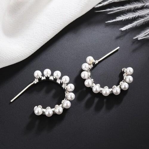 Fashion Simple Earrings Small Pearl Semicircular Ear Bones S925 Needle Earrings Temperament Vintage Earrings Female