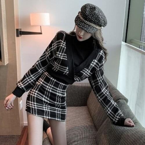 Autumn Winter Plaid Suit Skirt Two-Piece Suit Temperament V-neck Top High Waist Hip-Wrapped Skirt Two Piece Outfits for Women