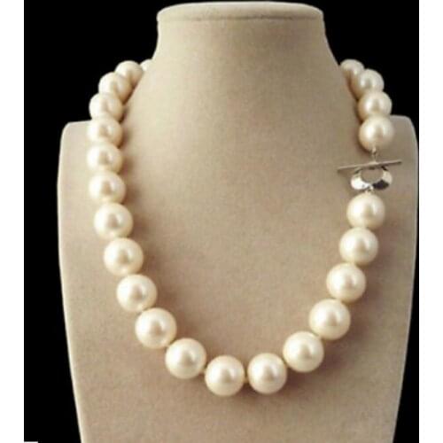 Gorgeous 12-13 mm south white pearl necklace 18inch