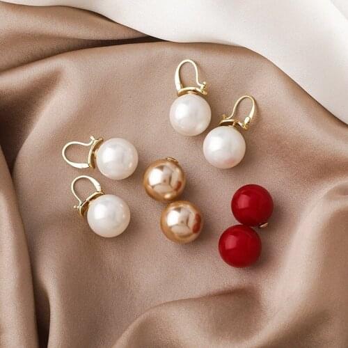 VSnow Temperament Elegant Oversize Natural Pearl Earrings for Women Gold Metallic Big Round Simulation Pearls Earring Jewelry