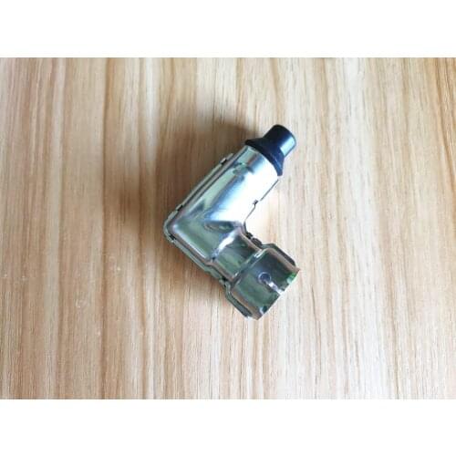 Spark plug cap for Briggs & Stratton 60100 140300 141300 142300 142700 143300 9D900 series engine boot shield # 792597 793351