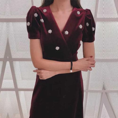 Vintage Velvet Long Dress Women 2019 Autumn High Quality Party Dress Short Sleeve V Neck Fashion Beading Elegant Vestido Mujer