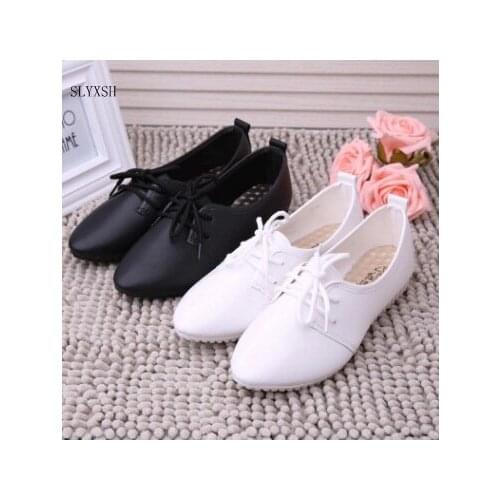 2018 hot new Autumn spring new leather women flat white shoes pointed deep mouth soft bottom leisure flat shoes woman