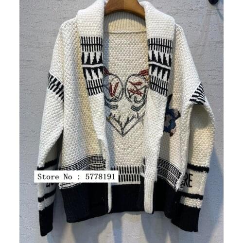 Woman White Wool Cashmere Cardigan Shawl Collar Heart Floral Embroidered Long Sleeves Fashion Knit Coat