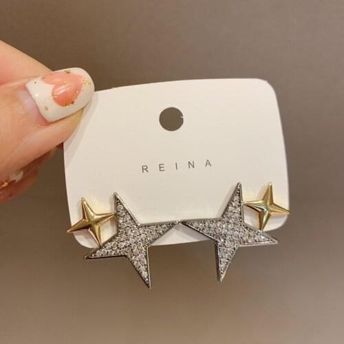 OLIRAFT 2021 Korean New Fashion Star Stud Earrings for Women Minimalist Metal Crystal Star Earrings Jewelry Exquisite Earring