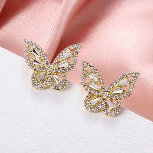 Korean Girl Earrings 2020 Fashion New Temperament Earrings Crystal Butterfly Lady All-match Earrings Womens Sale Ohrringe