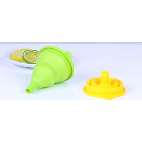 1 pcs Kitchen Gadget Silicone Folding Funnels Kitchen Accessory Foldable Funnel Mini Silicone Collapsible Portable Funnel