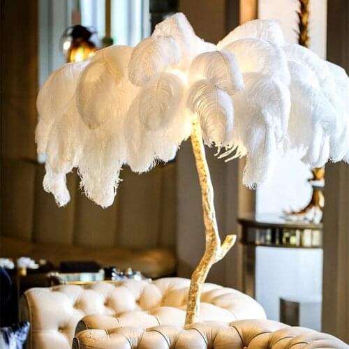Nordic Luxury Ostrich Feather Lamp Gold Floor Lamp Copper Floor Light Art Standing Lamps for Living Room Bedroom Home Lighting