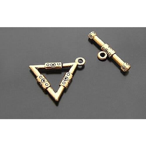 18172)10PCS Triangle:21x19MM Antique Gold Color Zinc Alloy Triangle O Toggle Bracelets Clasps Jewelry Findings Accessories