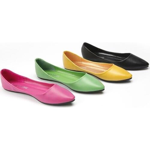 2019 Summer Shallow Mouth Soft Bottom Flat Shoes Womens Shoes Wild Large Size Soft Leather Pointed Womens Ladies