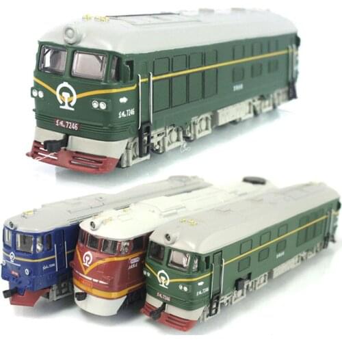 Retro Diecast Dongfeng Locomotive Train Pull Back Model with LED Sound Kids Toy shine lights and make music along with Xmas gift