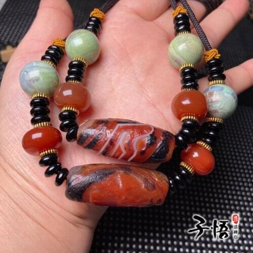 Factory direct supply Tibetan embossed red silk old agate necklace adjustable lanyard turquoise sweater chain