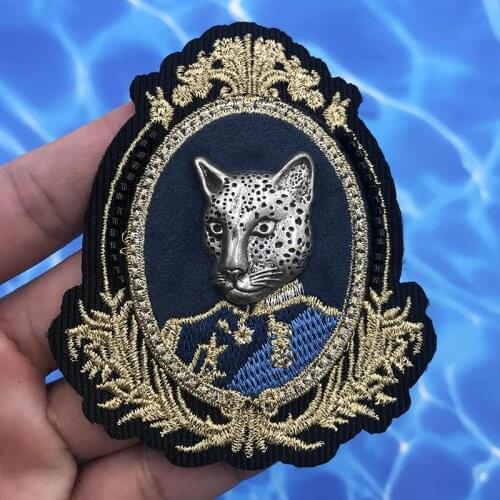 DIY New Beaded Embroidery Metal patch Fox clothing patches Applique Animal Badge Patches for Clothes