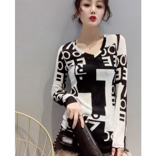 #5536 Casual Vintage T Shirt Women V Neck Slim Tops Basic T Shirts Female Long Sleeved Sexy Stretch Printed T-shirt Femme Tide